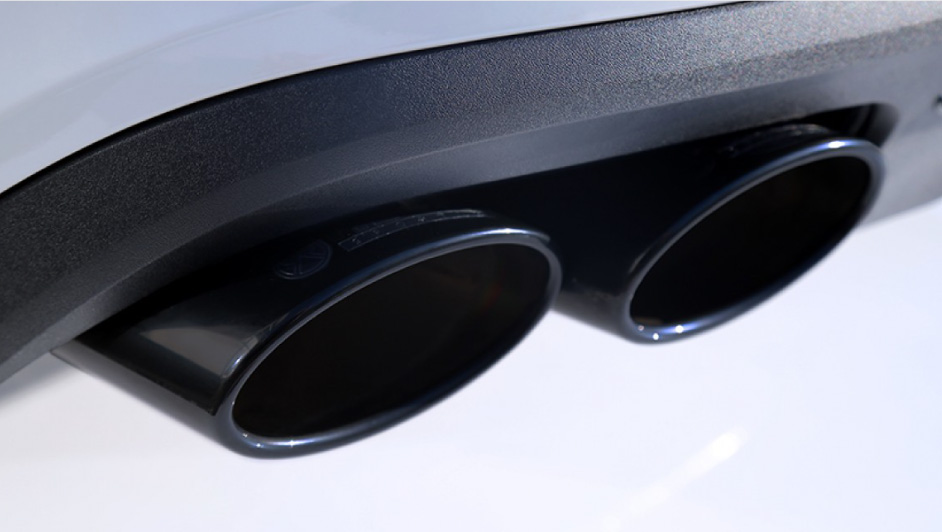 スポーツマフラーの取り付け